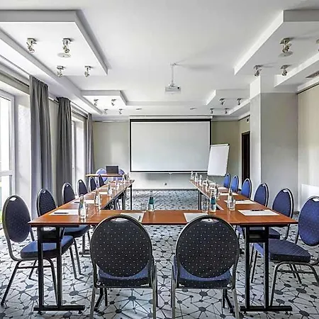 Otel Krasicki & 3*